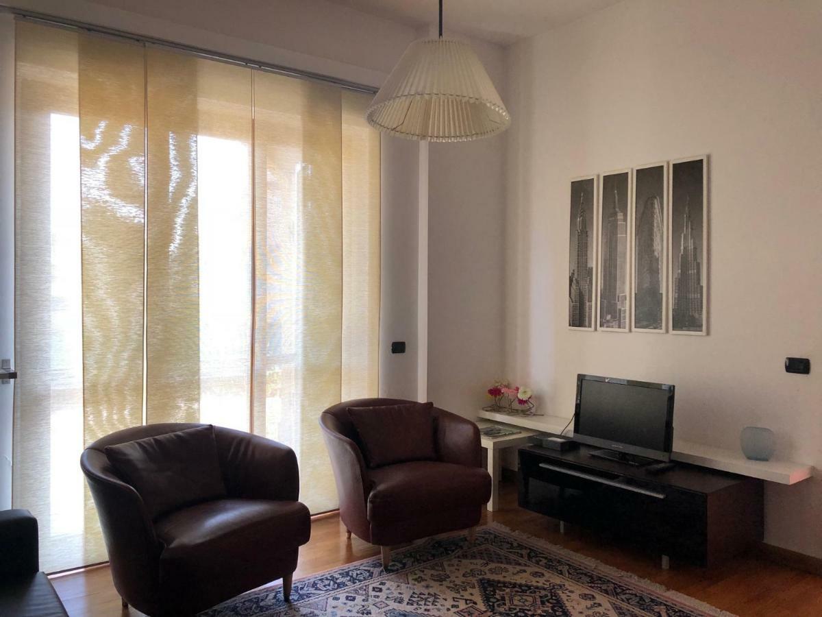 Apartamento Casa Roma Turate Exterior foto