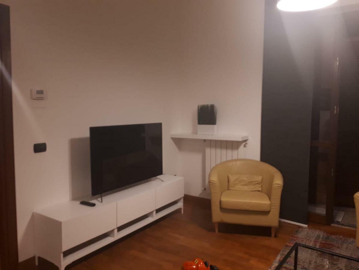 Apartamento Casa Roma Turate Exterior foto